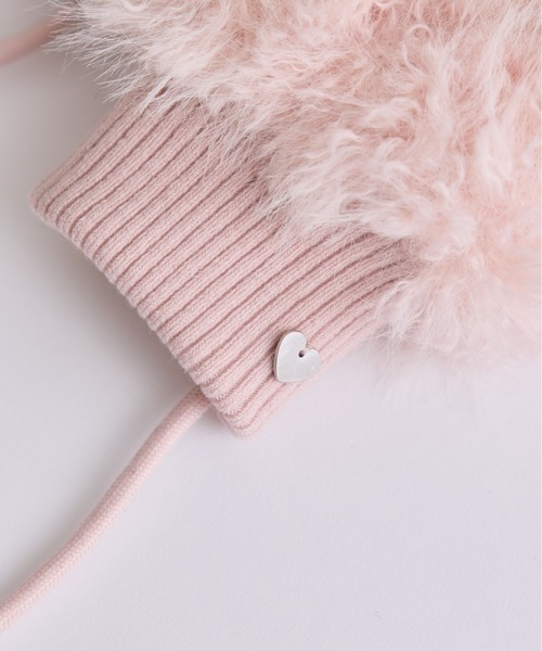 OLIVE des OLIVE(オリーブデオリーブ)の「Fluffy Fur Gloves(手袋・レディース・ブラック/サックスブルー/オフホワイト/ピンク・FREE)」の6枚目の写真