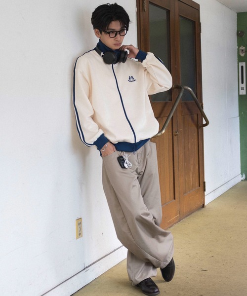WEGO(ウィゴー)の「WEGO/【26年秋冬新作】ライントラックジャケット(ジャージ・メンズ・アイボリー/ネイビー・LARGE/MEDIUM)」の4枚目の写真