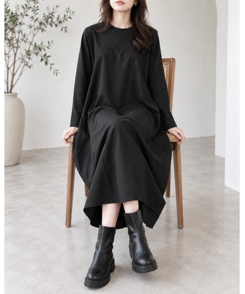 FAZVY(ファズビー)の「ゆるやかなフォルムを楽しむ コクーンロングワンピース(ワンピース・レディース・グレー/ブラック・FREE)」の10枚目の写真