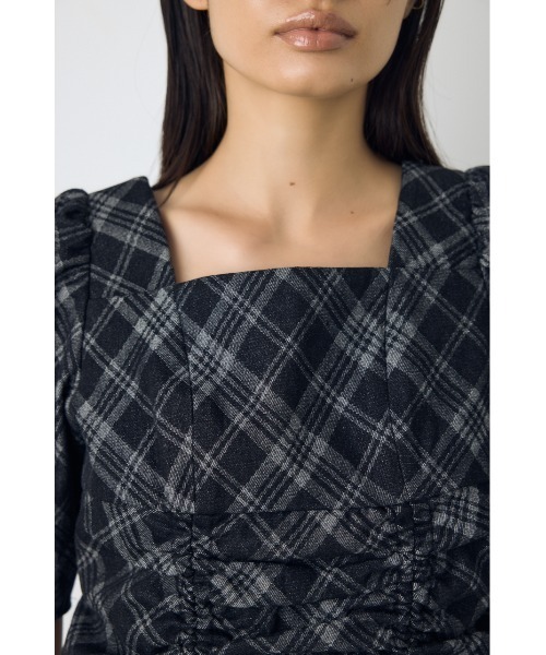 AZUL by moussy(アズールバイマウジー)の「【セットアップ対応】フロントギャザーデニムチェックブラウス 秋服 冬服 春服 デニムブラウス スクエアネック(シャツ/ブラウス・レディース・ブルー/ブラック・FREE)」の8枚目の写真