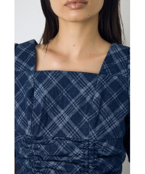 AZUL by moussy(アズールバイマウジー)の「【セットアップ対応】フロントギャザーデニムチェックブラウス 秋服 冬服 春服 デニムブラウス スクエアネック(シャツ/ブラウス・レディース・ブルー/ブラック・FREE)」の17枚目の写真