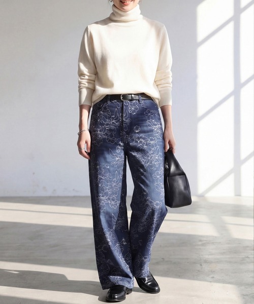 SELECT LEVERY(セレクトリベリー)の「ジャガード花柄ワイドパンツ(デニムパンツ・レディース・ネイビー/キナリ・LARGE/MEDIUM/X-LARGE)」の20枚目の写真