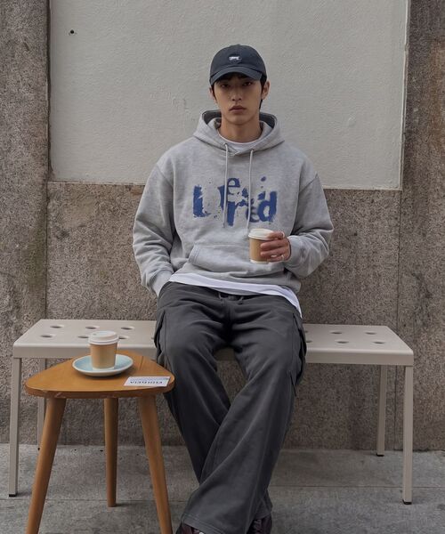 DESIRED(デシレッド)の「PEID テキストフードTシャツ-FESK5104B0B(パーカー・レディース・ライトグレー・MEDIUM/LARGE/X-LARGE)」の4枚目の写真