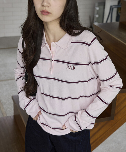 GAP(ギャップ)の「PUBLUX × GAP/ギャップ 別注 マルチボーダー ポロニット 限定展開(ニット/セーター・レディース・ピンク/ナチュラル/グレー・フリ-)」の16枚目の写真