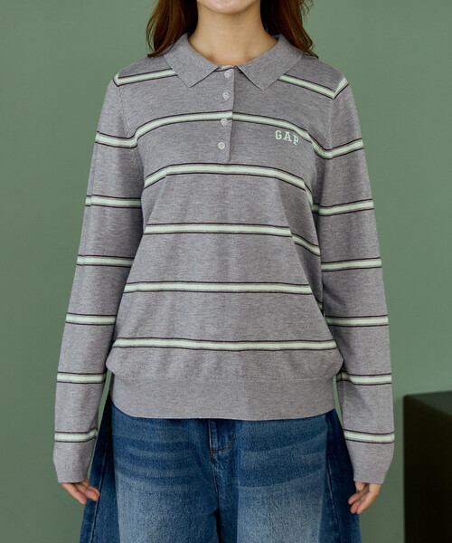 GAP(ギャップ)の「PUBLUX × GAP/ギャップ 別注 マルチボーダー ポロニット 限定展開(ニット/セーター・レディース・ピンク/ナチュラル/グレー・フリ-)」の8枚目の写真