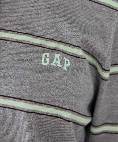 GAP(ギャップ)の「PUBLUX × GAP/ギャップ 別注 マルチボーダー ポロニット 限定展開(ニット/セーター・レディース・ピンク/ナチュラル/グレー・フリ-)」の13枚目の写真