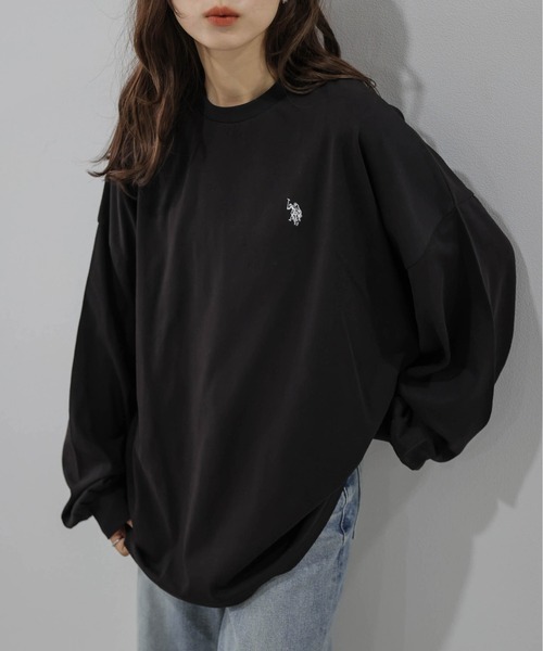 La-gemme(ラジェム)の「U.S. POLO ASSN. 別注 ワンポイント刺繍オーバーサイズロンT(Tシャツ/カットソー・レディース・ブラック/ブラウン/ネイビー/ホワイト/グレー・フリー)」の1枚目の写真