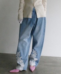 Ameri（アメリ）の「UND WIDE TUCK LACE DENIM PANTS（デニムパンツ）」