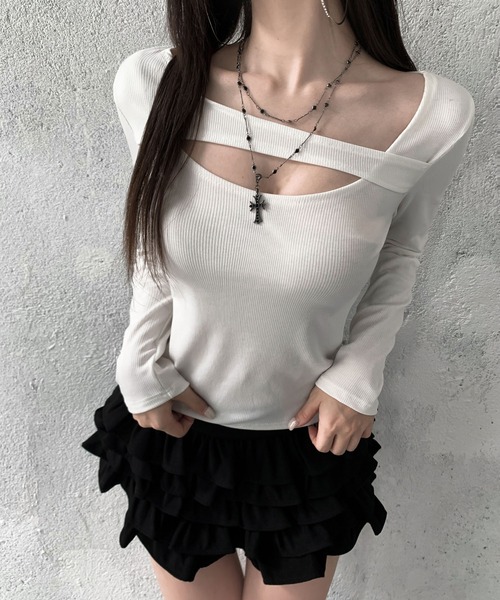 VEILA(ヴェイラ)の「アシンメトリーデザイントップス(Tシャツ/カットソー・レディース・ホワイト/ブラック/グレー・S/M/L)」の1枚目の写真