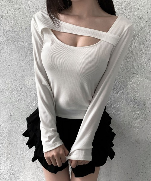 VEILA(ヴェイラ)の「アシンメトリーデザイントップス(Tシャツ/カットソー・レディース・ホワイト/ブラック/グレー・S/M/L)」の4枚目の写真