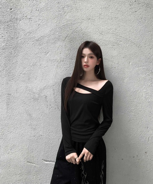 VEILA(ヴェイラ)の「アシンメトリーデザイントップス(Tシャツ/カットソー・レディース・ホワイト/ブラック/グレー・S/M/L)」の22枚目の写真