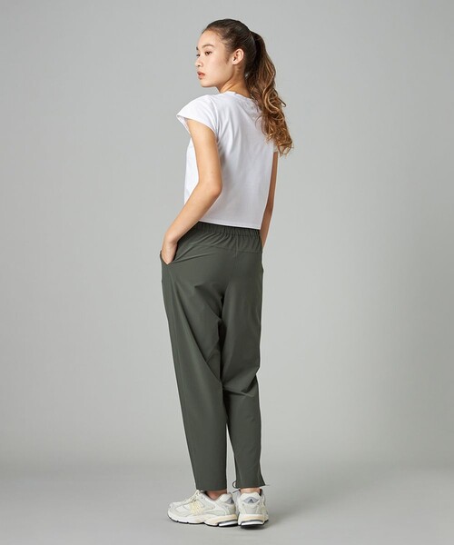 Chacott(チャコット)の「エアリーパンツ(その他パンツ・レディース・ダークブラウン/カーキ・M/L/S)」の5枚目の写真