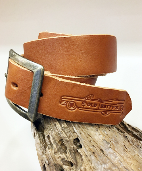 OLD BETTY'S（オールドベティーズ）の「Caddilac Leather Belt/キャデラックレザーベルト（ベルト・レディース・ネイビー/ブラウン/キャメル/オリーブ/レッド/ナチュラル・FREE）」の21枚目の写真