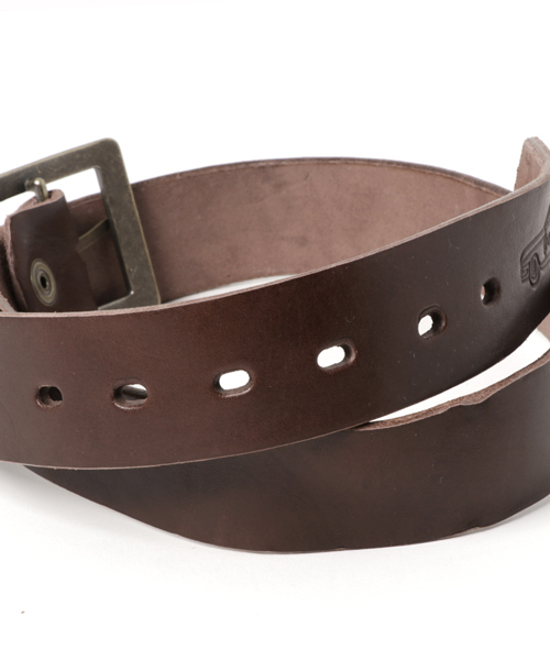OLD BETTY'S（オールドベティーズ）の「Caddilac Leather Belt/キャデラックレザーベルト（ベルト・レディース・ネイビー/ブラウン/キャメル/オリーブ/レッド/ナチュラル・FREE）」の8枚目の写真