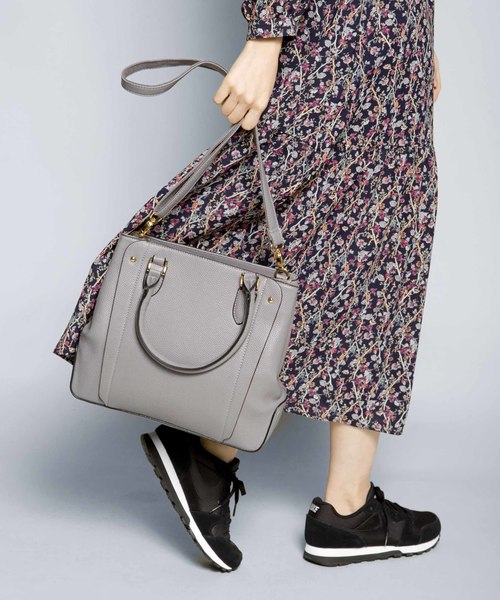 PLAIN CLOTHING（プレーンクロージング）の「スクエアハンドバッグ/ショルダーバッグ【PLAIN CLOTHING】（ハンドバッグ・レディース・グレー/キャメル/ベージュ/ブラック・FREE）」の13枚目の写真