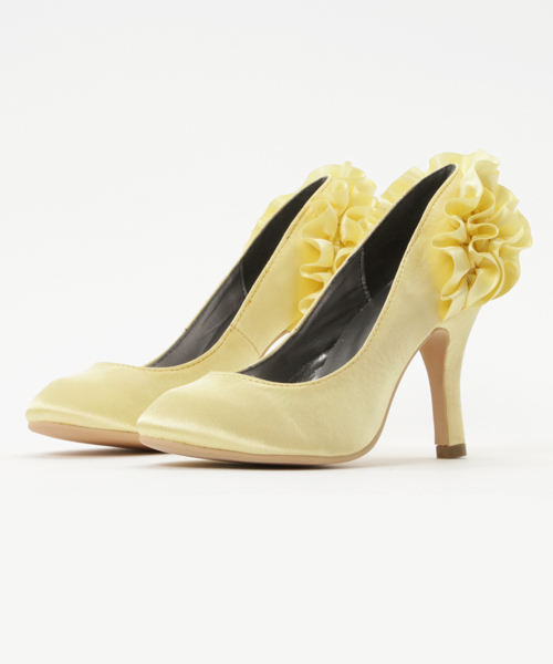 menue（メヌエ）の「バックフリル ハイヒール サテンパンプス（8.5cmヒール）（パンプス・レディース・ブラック/レッド系その他/シルバー/ネイビー/ワインレッド/パープル系その他/エメラルド/ベージュ系その他・23.5cm/21.5cm/24cm/24.5cm/25.5cm/26cm/25cm/23cm/22.5cm/22cm）」の3枚目の写真