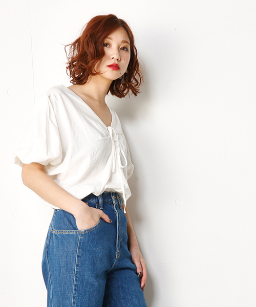 SLY(スライ)の「DARLIN DAHLIA ギャザーTOPS(タンクトップ・レディース・ブルー系その他/ブラックミックス/ブラック/オレンジ系その他/ホワイト・1/2)」の2枚目の写真