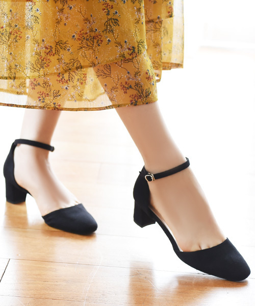 Luz Llena（ラズレナ）の「 [made in JAPAN]スクエアトゥセパレートパンプス（パンプス・レディース・ブラック/グレイッシュベージュ/ダークオレンジ・23.0cm/23.5cm/24.5cm/22.5cm/24.0cm）」の2枚目の写真