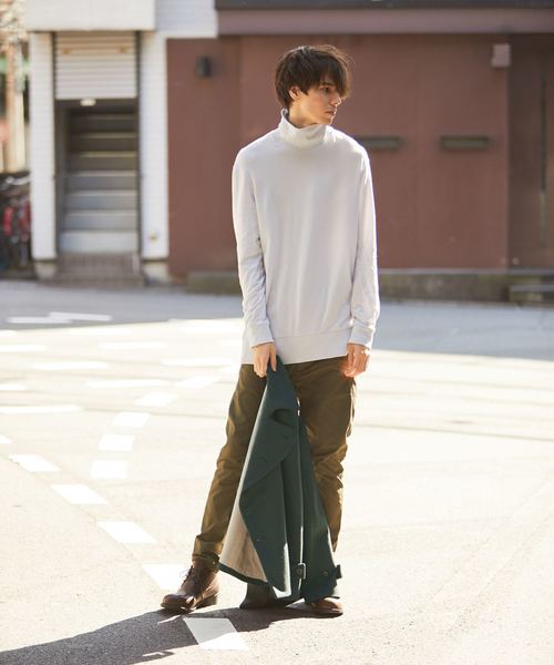 OURET（オーレット）の「COTTON GAUZE SWEAT HIGH NECK PULLOVER（スウェット・メンズ・グリーン系その他/ブラック/ホワイト系その他・2/3/1）」の17枚目の写真