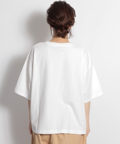 niko and...（ニコアンド）の「コットンフラッグアニマルカーブTシャツ（Tシャツ/カットソー・レディース・ホワイト/カーキ/ネイビー・FREE）」の9枚目の写真