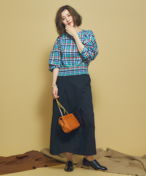 Abahouse Devinette(ドゥヴィネット)の「ウエストシャーリングプルオーバー(シャツ/ブラウス・レディース・ネイビー/レッド・フリー)」の11枚目の写真