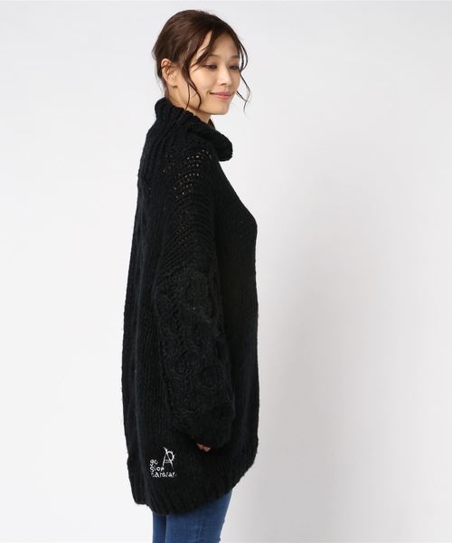 go slow caravan（ゴースローキャラバン）の「アクリルローゲージタートル ニットワンピース（ワンピース・レディース・ブラック/カーキ/オレンジ・FREE）」の4枚目の写真