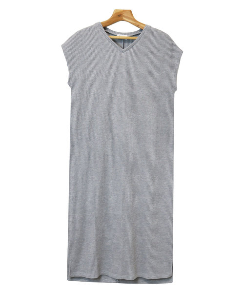 andme（アンドミー）の「ワッフルVネックTシャツワンピース（ワンピース・レディース・カーキ/グレー/ベージュ/ブラック/オフホワイト・M/L）」の21枚目の写真