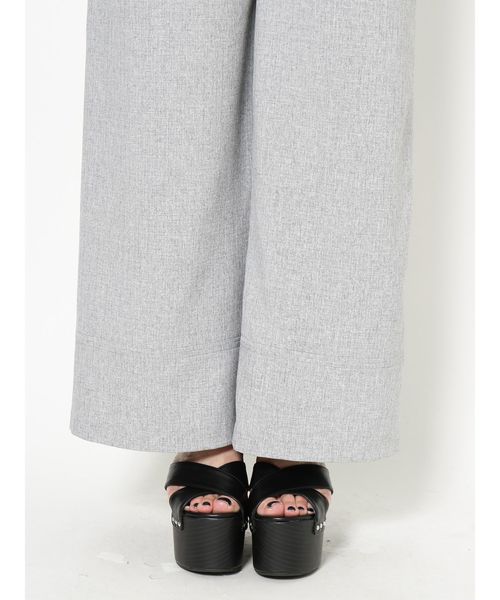 EMODA（エモダ）の「ヘムアップワイドパンツ（その他パンツ・レディース・ブラック/ベージュ/グレー・SMALL/MEDIUM）」の13枚目の写真