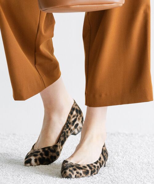 grove（グローブ）の「【22.0-25.0まで/日本製】やわここち(R)パンプス(2.0cm)（パンプス・レディース・ブラック/ライトベージュ/ブラック系1/ベージュ系その他7/ブラウン系4・20/25/30/35/40/45/50）」の4枚目の写真