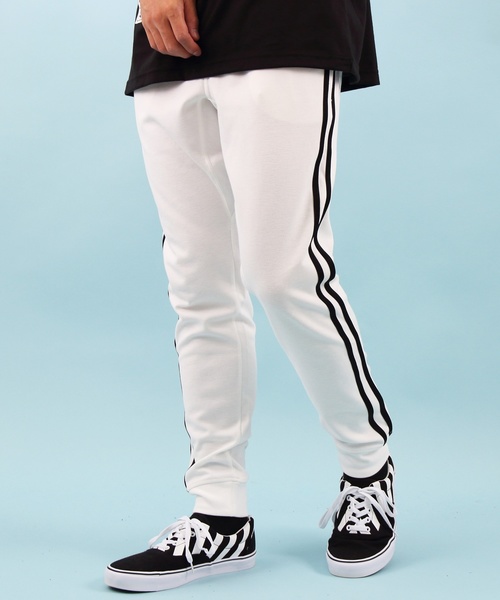 Beautiful Harmony（ビューティフルハーモニー）の「スウェット ライン パンツ（スウェットパンツ・メンズ・ブラック系その他3/グレー系その他3/グレー系その他6/ブルー系その他3/ブラック系その他2/グレー系その他/ベージュ系その他/ベージュ系その他2/グリーン系その他/ホワイト系その他/ホワイト系その他2/ホワイト系その他3/ブラック系その他/グレー系その他2/グレー系その他4/グレー系その他5/ブルー系その他/ブルー系その他2・LARGE/MEDIUM/X-LARGE/SMALL）」の4枚目の写真