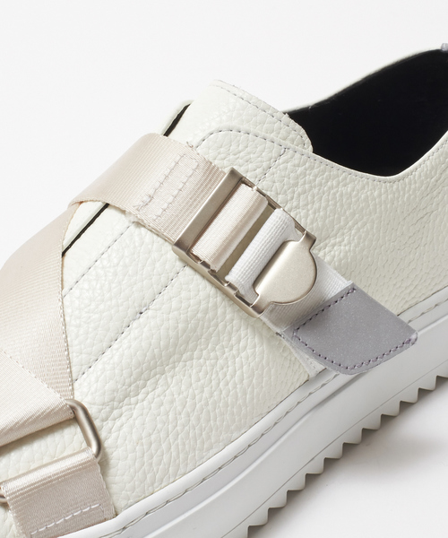 alfredoBANNISTER（アルフレッドバニスター）の「ダブル ベルト スニーカー（スニーカー・メンズ・ホワイト/ブラック・44/40/41/42/43）」の5枚目の写真