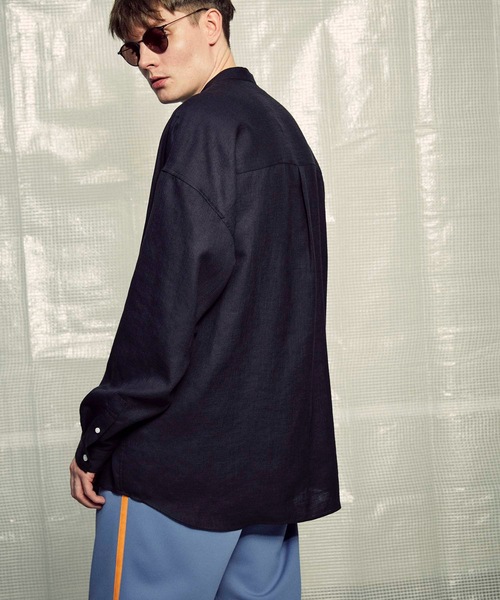 MAISON SPECIAL(メゾンスペシャル)の「《ユニセックスアイテム》【SPECIAL FACTORY コラボ】マルチファブリックプライムオーバースタンドカラーシャツ 【MAISON SPECIAL/メゾンスペシャル】(シャツ/ブラウス・メンズ・チャコールグレー/ブラック/オフホワイト/カーキ/サックスブルー/ブルー/ピンク・44/46/48)」の17枚目の写真