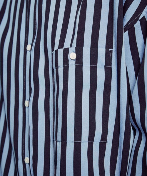 MAISON SPECIAL(メゾンスペシャル)の「《ユニセックスアイテム》【SPECIAL FACTORY コラボ】マルチファブリックプライムオーバースタンドカラーシャツ 【MAISON SPECIAL/メゾンスペシャル】(シャツ/ブラウス・メンズ・チャコールグレー/ブラック/オフホワイト/カーキ/サックスブルー/ブルー/ピンク・44/46/48)」の14枚目の写真