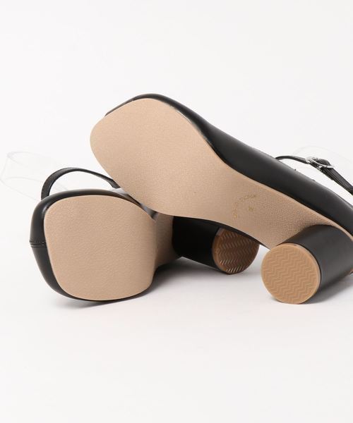 KOBE LETTUCE(コウベレタス)の「ワイドスクエアサークルヒールストラップパンプス(パンプス・レディース・ブラウン/ブラック/ホワイト・L/S/M/LL)」の4枚目の写真