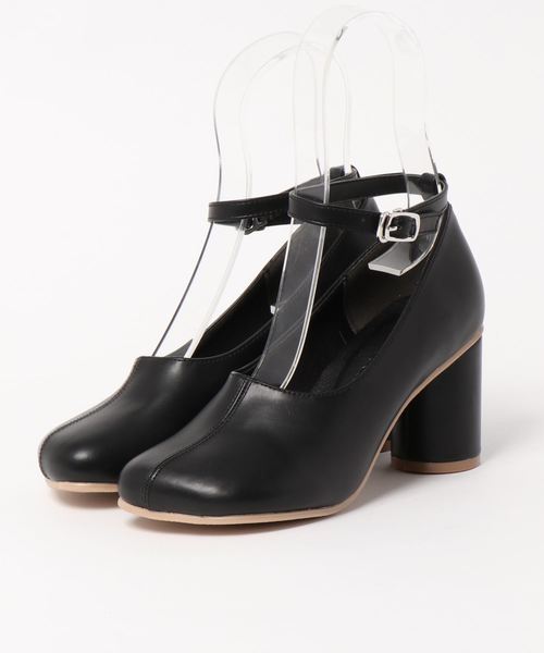 KOBE LETTUCE(コウベレタス)の「ワイドスクエアサークルヒールストラップパンプス(パンプス・レディース・ブラウン/ブラック/ホワイト・L/S/M/LL)」の6枚目の写真