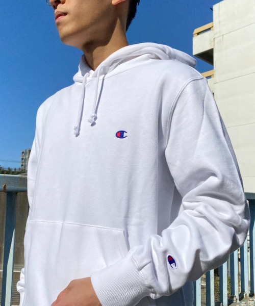 Champion(チャンピオン)の「チャンピオン C3-Q101 プルオーバースウェットパーカー(パーカー・メンズ・ホワイト/ライトグレー/ブラック/アイボリー/バーガンディー/ピンク/オリーブ・L/M/S/XXL/XL)」の10枚目の写真