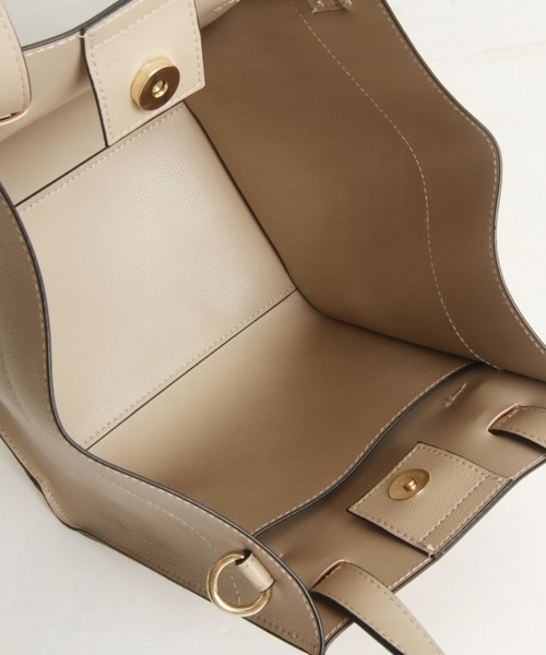 &. NOSTALGIA(アンドドットノスタルジア)の「扇形トートバッグ(トートバッグ・レディース・ブラック/アイボリー/グレイッシュベージュ/ピンクベージュ/ブラウン/グレー/サックスブルー/モスグリーン/キナリ/ホワイト×ブラウン/ホワイト×イエロー/ピンク/キャメル/ミント/コーラルピンク・FREE)」の22枚目の写真