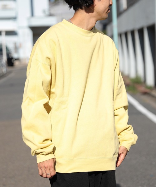 FREAK'S STORE（フリークスストア）の「WEB限定 12oz ヘビーウェイト ビッグシルエット クルーネック スウェット（スウェット・メンズ・ピンク/ホワイト/ブラック/ブラウン/イエロー/サックスブルー/グレー系その他/オリーブ/グレー/ブラック系その他/ネイビー/ラベンダー/ベージュ/ブルー系その他/テラコッタ・SMALL/MEDIUM/X-LARGE/LARGE）」の14枚目の写真