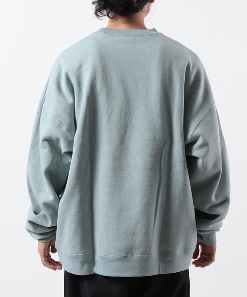 FREAK'S STORE（フリークスストア）の「WEB限定 12oz ヘビーウェイト ビッグシルエット クルーネック スウェット（スウェット・メンズ・ピンク/ホワイト/ブラック/ブラウン/イエロー/サックスブルー/グレー系その他/オリーブ/グレー/ブラック系その他/ネイビー/ラベンダー/ベージュ/ブルー系その他/テラコッタ・SMALL/MEDIUM/X-LARGE/LARGE）」の18枚目の写真