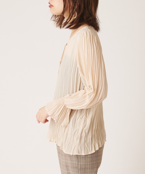 natural couture（ナチュラルクチュール）の「クリンクル2WAYチュニック（シャツ/ブラウス・レディース・ブルー/アイボリー/モカ/ピンクベージュ・FREE）」の6枚目の写真