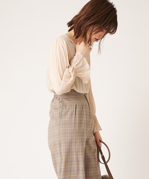 natural couture（ナチュラルクチュール）の「クリンクル2WAYチュニック（シャツ/ブラウス・レディース・ブルー/アイボリー/モカ/ピンクベージュ・FREE）」の14枚目の写真