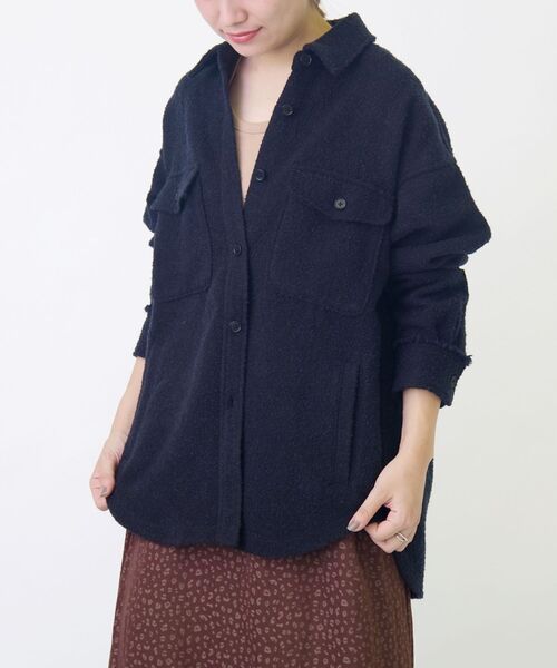 SHIPS(シップス)の「ヘリンボーンシャケット◇(その他アウター・レディース・ベージュ/ネイビー・ONE SIZE)」の1枚目の写真