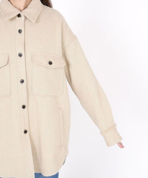 SHIPS(シップス)の「ヘリンボーンシャケット◇(その他アウター・レディース・ベージュ/ネイビー・ONE SIZE)」の17枚目の写真