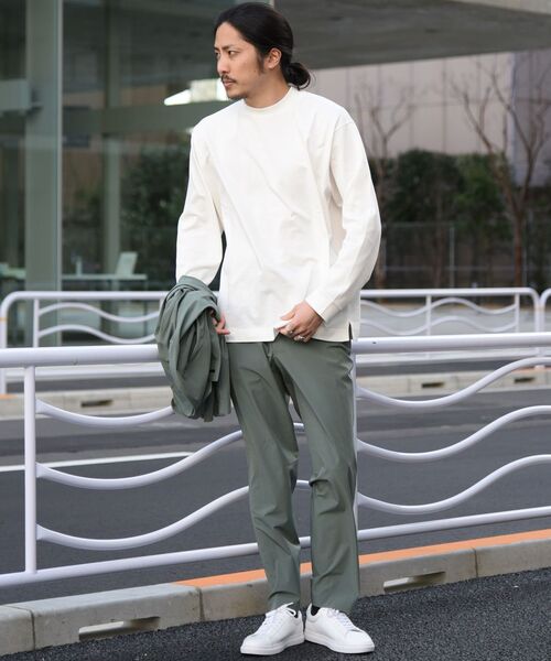SHIPS(シップス)の「【WEB限定】SHIPS: 形態安定 防シワ加工 テレワーク ビズ リラックスフィット クルーネック Tシャツ (ロンT)(Tシャツ/カットソー・メンズ・ホワイト/チャコールグレー/ネイビー/ブルー・SMALL/MEDIUM/LARGE/X-LARGE/XX-LARGE)」の6枚目の写真