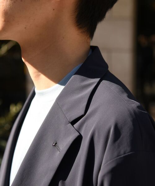SHIPS(シップス)の「【WEB限定】SHIPS: 形態安定 防シワ加工 テレワーク ビズ リラックスフィット クルーネック Tシャツ (ロンT)(Tシャツ/カットソー・メンズ・ホワイト/チャコールグレー/ネイビー/ブルー・SMALL/MEDIUM/LARGE/X-LARGE/XX-LARGE)」の14枚目の写真