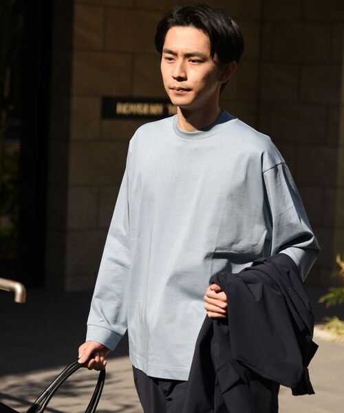 SHIPS(シップス)の「【WEB限定】SHIPS: 形態安定 防シワ加工 テレワーク ビズ リラックスフィット クルーネック Tシャツ (ロンT)(Tシャツ/カットソー・メンズ・ホワイト/チャコールグレー/ネイビー/ブルー・SMALL/MEDIUM/LARGE/X-LARGE/XX-LARGE)」の15枚目の写真