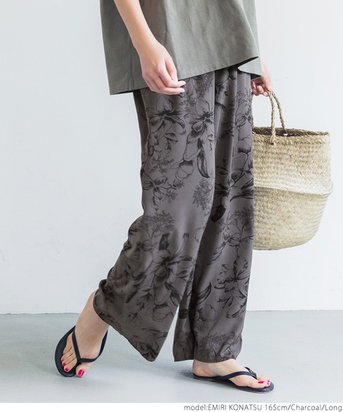 coca(coca)(コカ)の「大人フラワー柄リラックスパンツ(その他パンツ・レディース・チャコールグレー・SHORT/LONG)」の10枚目の写真