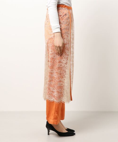 ADAM ET ROPE'(アダムエロペ)の「【SETアイテム】レース付サテンパンツ(その他パンツ・レディース・オレンジ/イエロー系その他・FREE)」の5枚目の写真