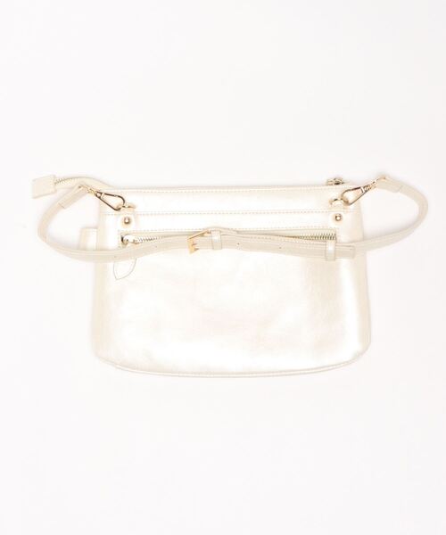 florist(フローリスト)の「【FLORGE】【3way】プレート付きぷっくりお財布ベルトフラットショルダーバッグ(ショルダーバッグ・レディース・ホワイト系その他2/グレー系その他2/その他2/レッド系その他2/ブラック系その他2/イエロー系その他2/グリーン系その他2/ブラウン系その他2/ベージュ系その他2・FREE)」の13枚目の写真