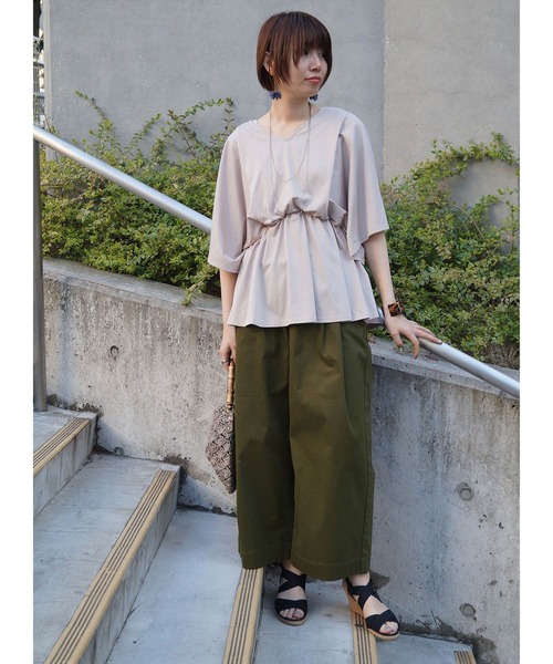 NICOLE white(ニコルホワイト)の「ワイドストレートパンツ(その他パンツ・レディース・カーキ/ベージュ/ネイビー・FREE)」の19枚目の写真